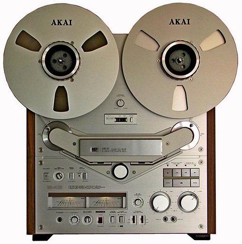 Akai GX-646 